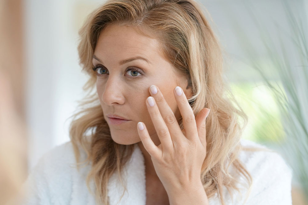 5 Home Remedies for Younger Looking Skin